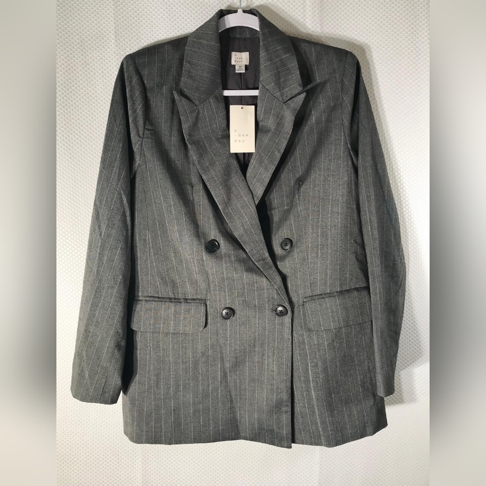 A NEW DAY Gray Pinstripe Women's Blazer zize XS Made In Badgladesh